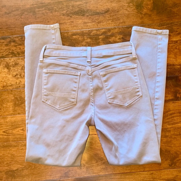 🎉‼️Host Pick‼️🤍 NYDJ Alina Skinny Ankle Pants in "Silverado" - Size 4✨✨✨ - Picture 9 of 15